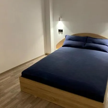 Modern Penthouse Διαμέρισμα *